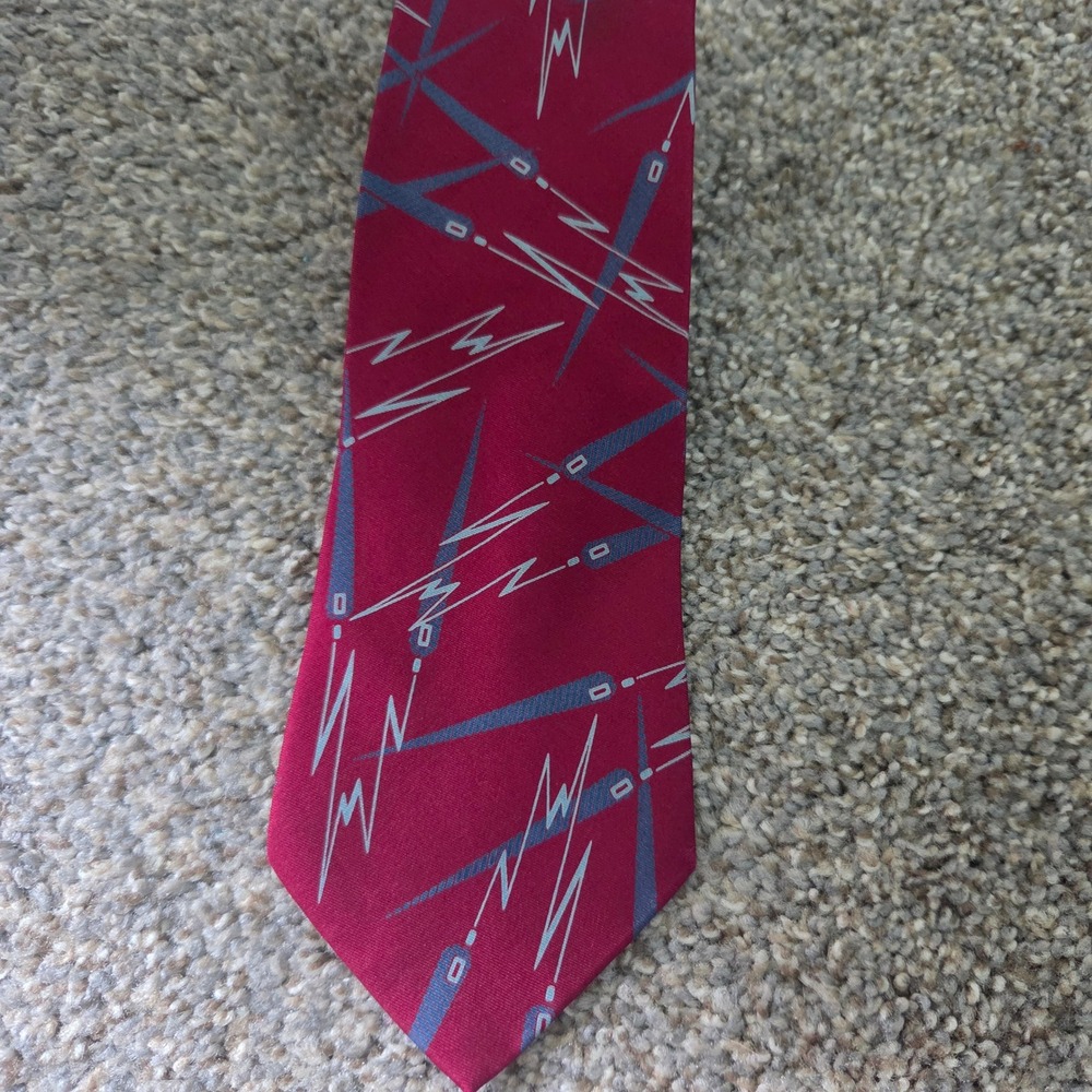 Giorgio Armani Mens Silk Tie Red Blue Abstract Geometric Made in Italy Designer